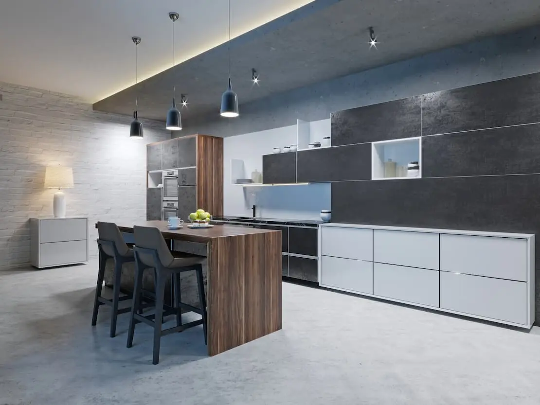 Moderna cucina con rivestimento murale in pietra grigia